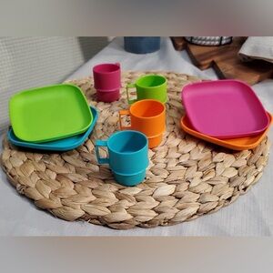 Tupperware Kids Toy 8pcs Mini Tumbler & plates